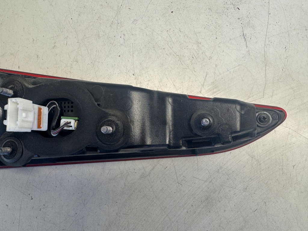 фото №11, Hyundai kona лампа правый задняя w крышка 92404j9100