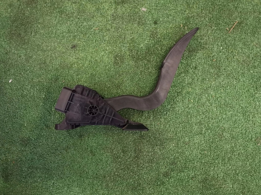 фото №1, Потенциометр педаль газа mazda 5 cc3041600