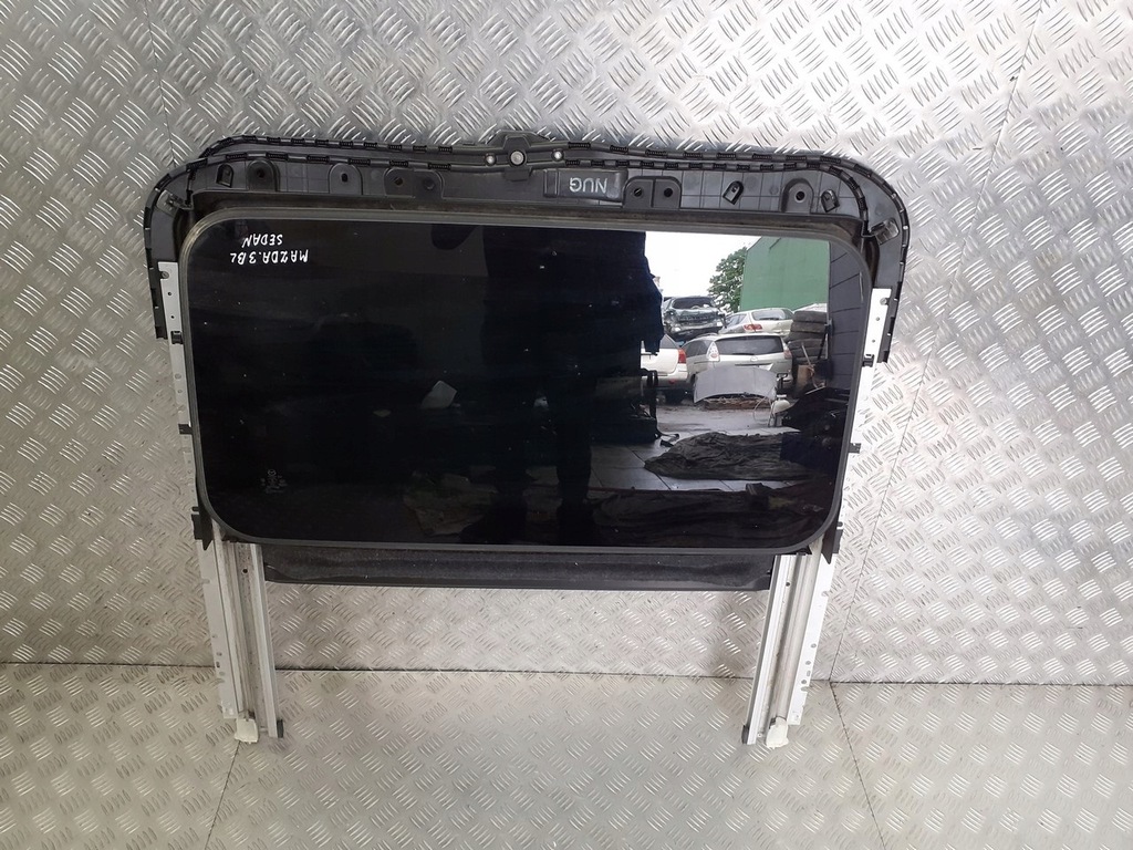 фото №1, Люк mazda 3 bl