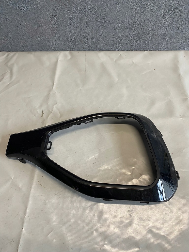 фото №1, Vw t-roc r-line lift 2021- решётка левая 2ga853189