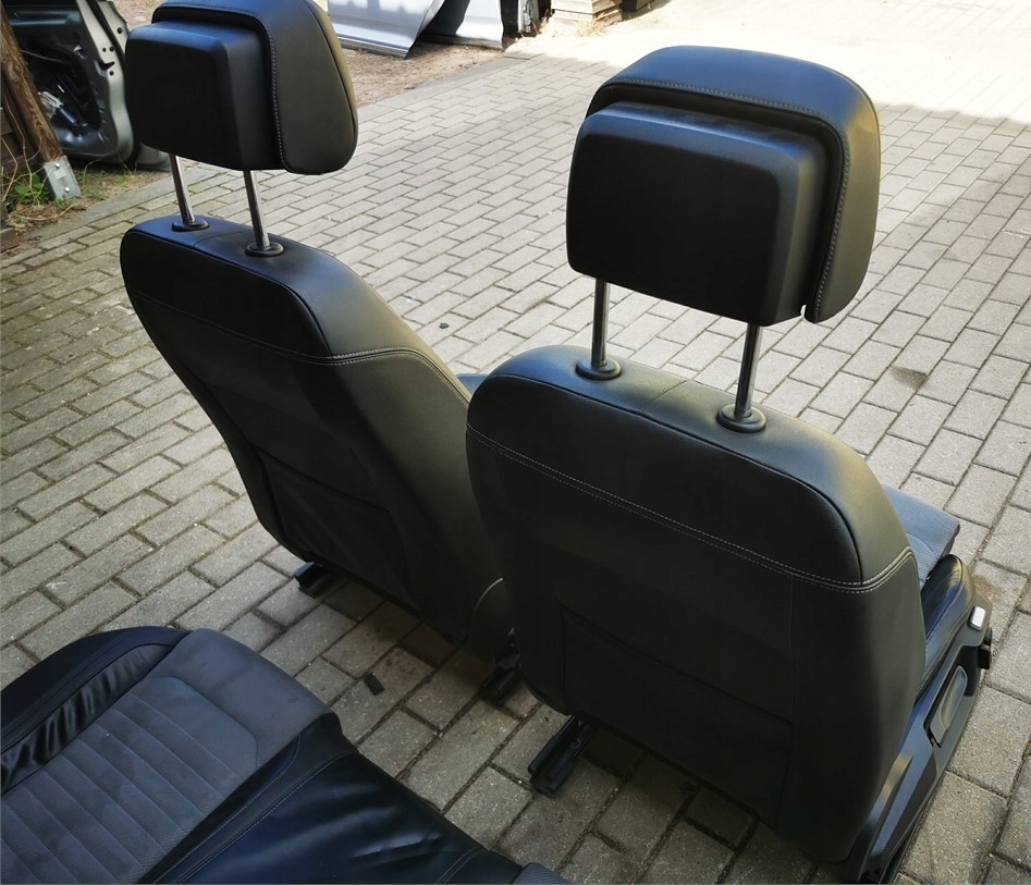 фото №12, Vw passat b8 kombi r-line 14-19 сиденья заднее сиденье салон демонтаж