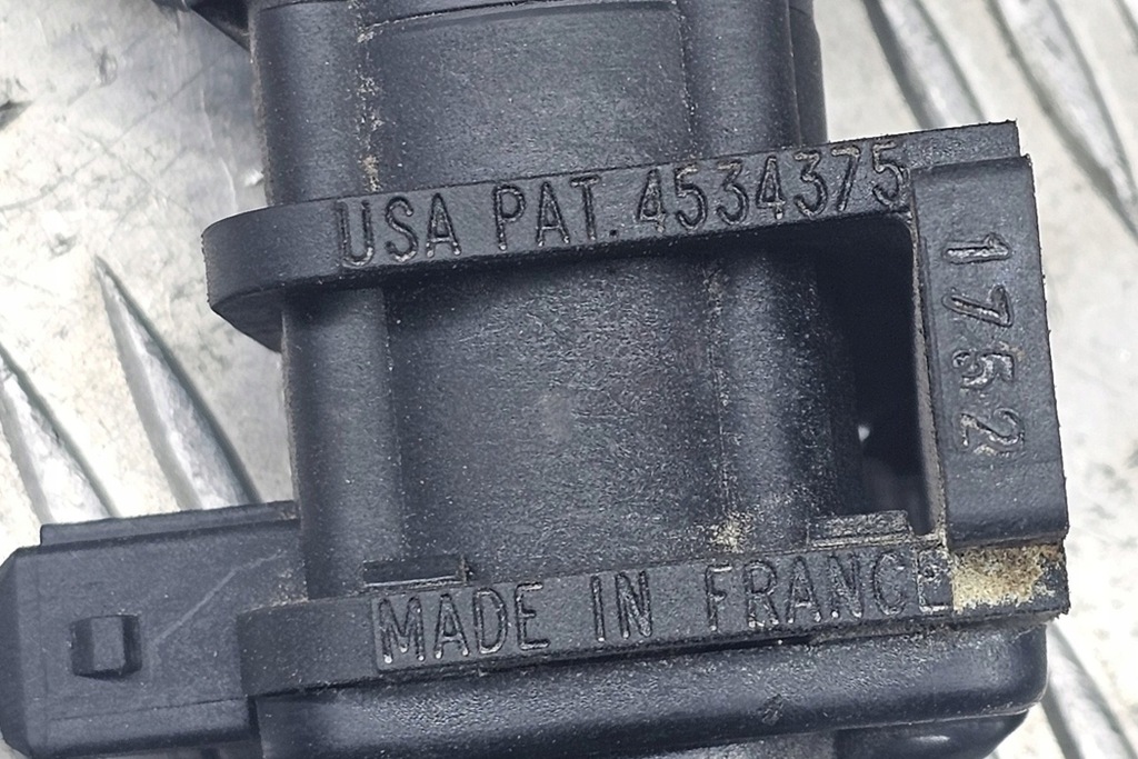 фото №7, Клапан электромагнитный audi a6 4a, c4 4522371 2.5l дизель 85kw 1996