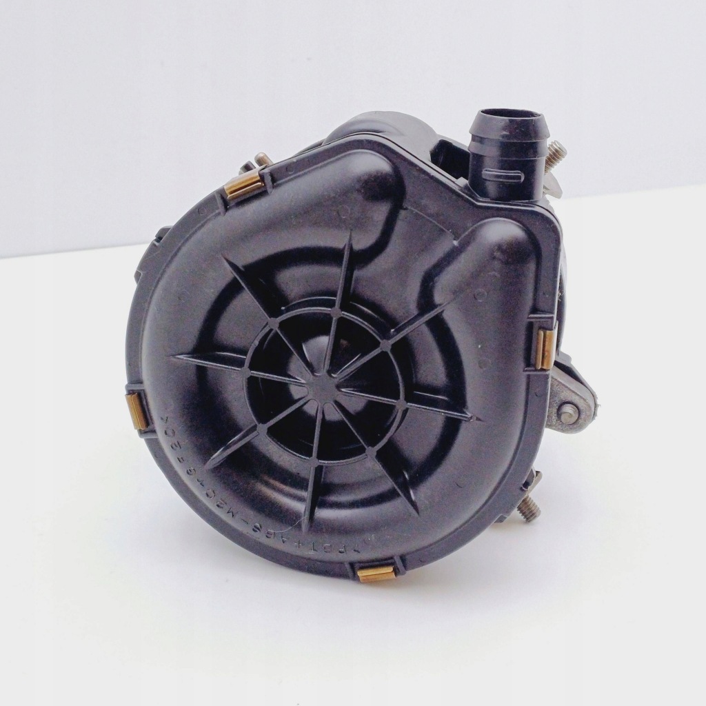 Насос повітря вторинного mercedes benza w168 a0001404085 1012560040 nr24 Зі Шроту