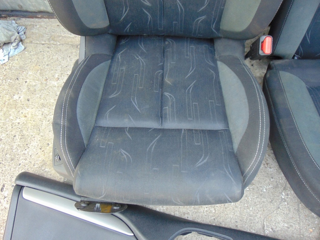 фото №7, Сидіння citroen c4 ii b7 europa комплект з підігрівом