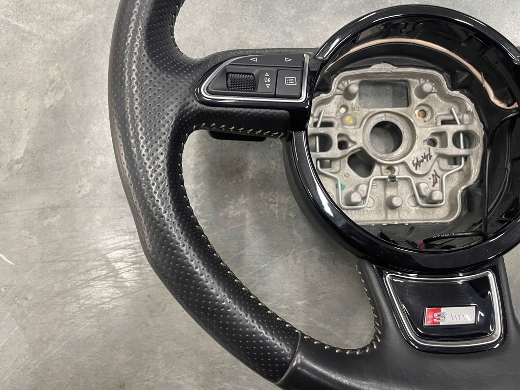 фото №8, Воздуховод audi a6 a7 c7 s-line перфорированная лепестки переключения ładna