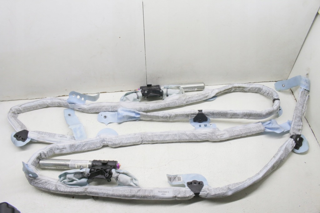 фото №1, Шторка безопасности audi a6 c6 kombi