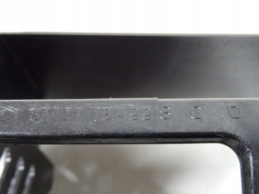 фото №3, Ford galaxy mk3 рамка каркас радіо