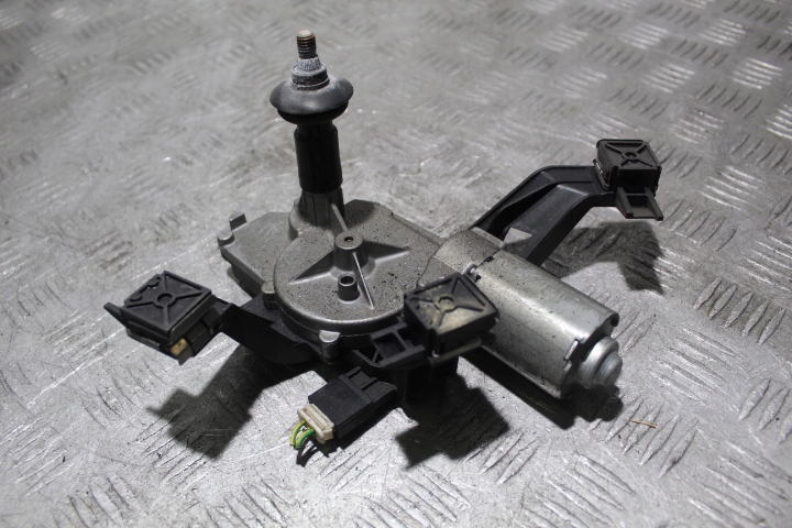 фото №1, Peugeot оригинальный номер 0390201813 двигатель дворники