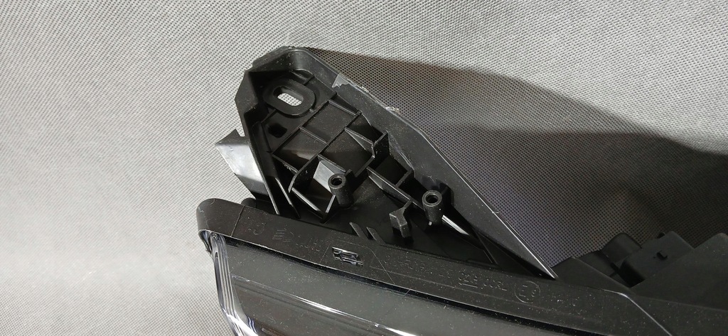 фото №4, Renault ecpace v лампа перед права pure led vision led oryg