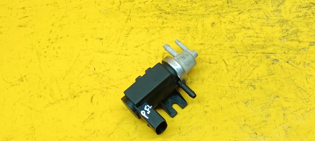 фото №14, Клапан вакуум турбина passat b5 1,9tdi 1j0906627