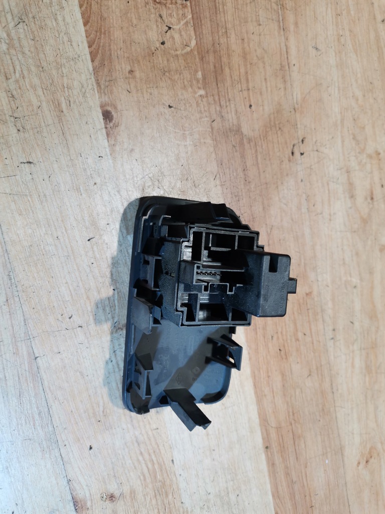 фото №10, Регулювання світла renault megane ii 8200176081