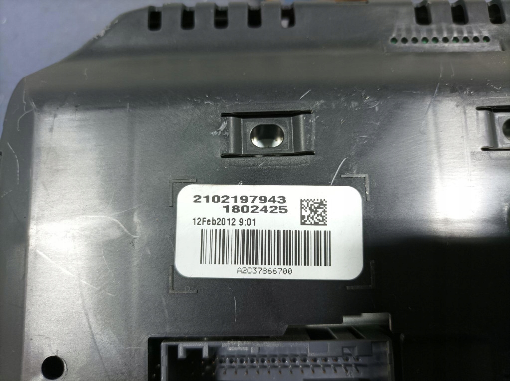 фото №6, Opel ampera 1.4 hyb 151 km приборы счетчик 22860595