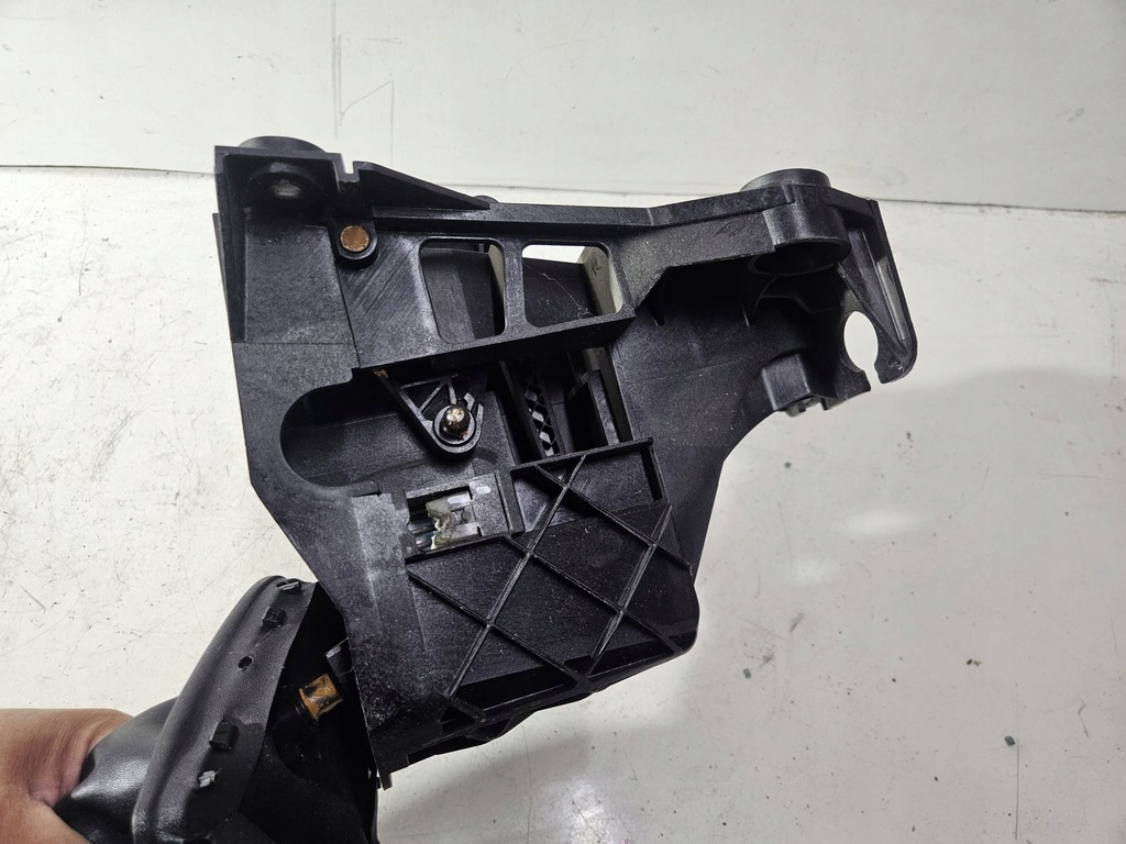 фото №13, Выборщик домкрат ручка переключения передач чехол peugeot expert iii 9809544180