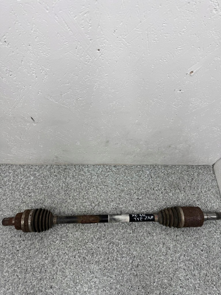 фото №1, Приводной вал задняя задняя volvo xc60 i 2008-2017 2.4 d механическая коробка передач 31259504