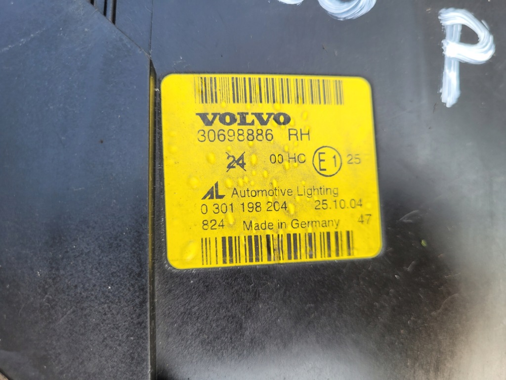 Volvo v50 | фара правий лампа права перед європа 30698886 Ціна