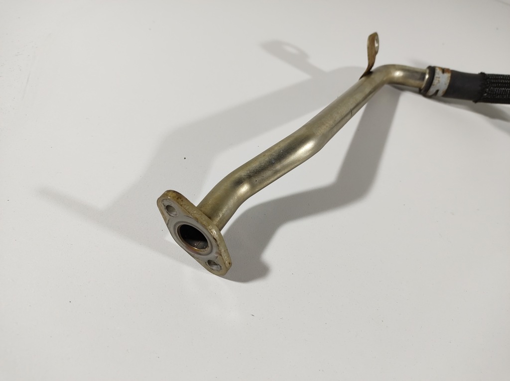 фото №4, Lexus is300h 13r wąż шланг wody