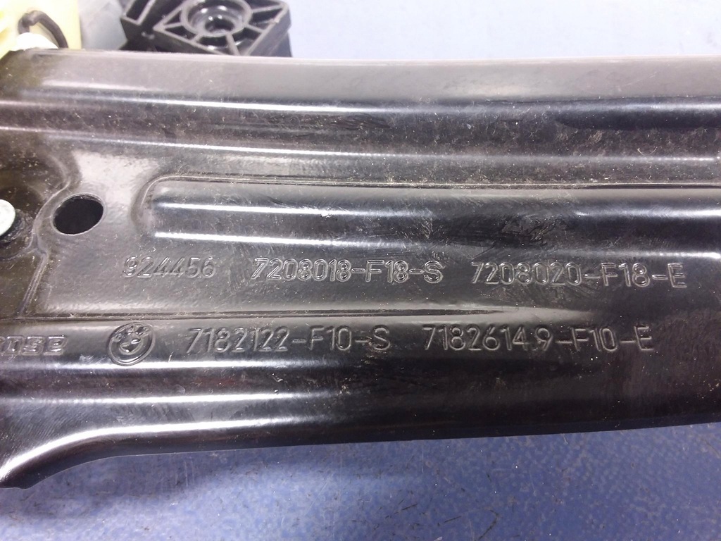 фото №7, Подъемник стекло bmw оригинальный номер 7182122