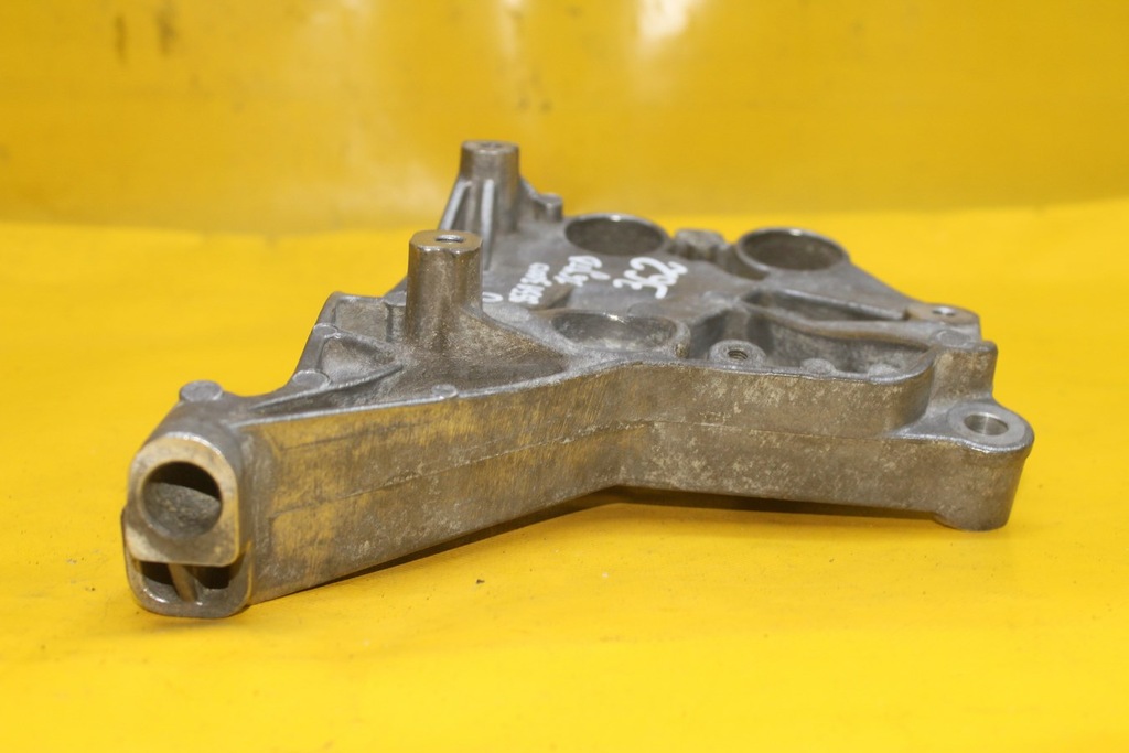 фото №8, Alfa romeo оригинальный номер 55214907 кронштейн компрессора