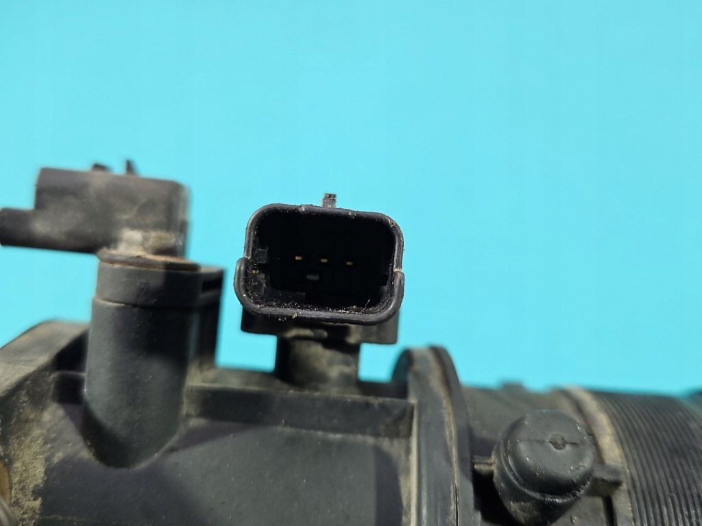 фото №6, Дроссельная заслонка citroen c8 9660110780 2.0 hdi 3-pin, 2-pin