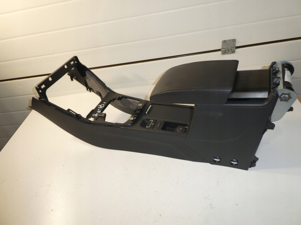 фото №6, Туннель подлокотник vw sharan alhambra 7n0864251