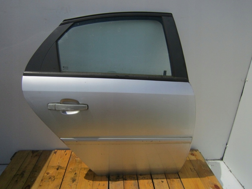 фото №1, Opel vectra c hb двері правий задня задні