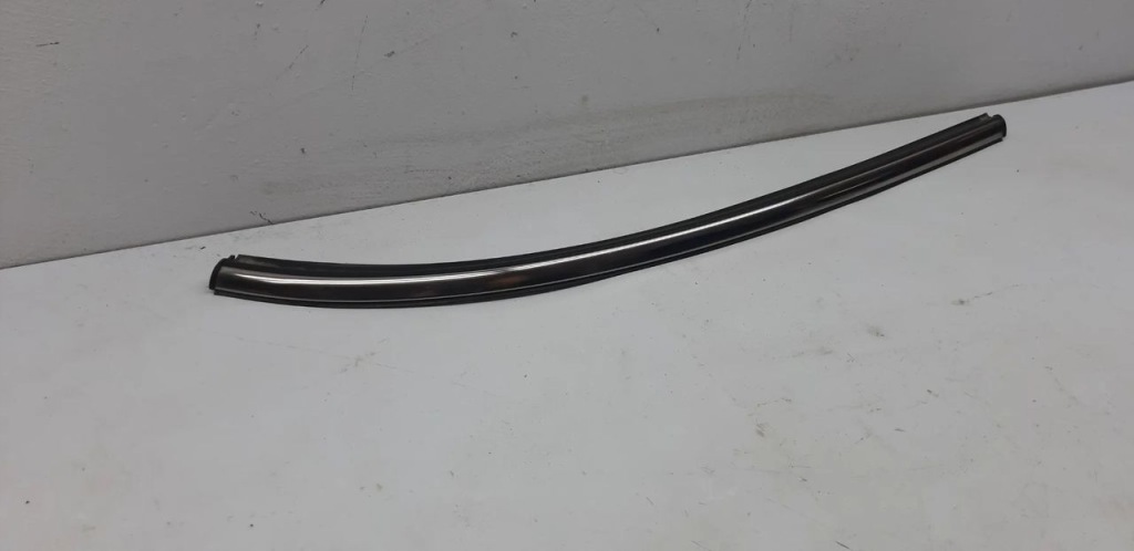 Молдинг хром стекло правый  задняя mini r60 countryman 2.0d 2015r Доставка