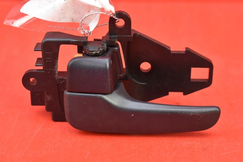 фото №1, Ручка внутрішня ліва перед mn105359 mitsubishi lancer 8 viii 07-16