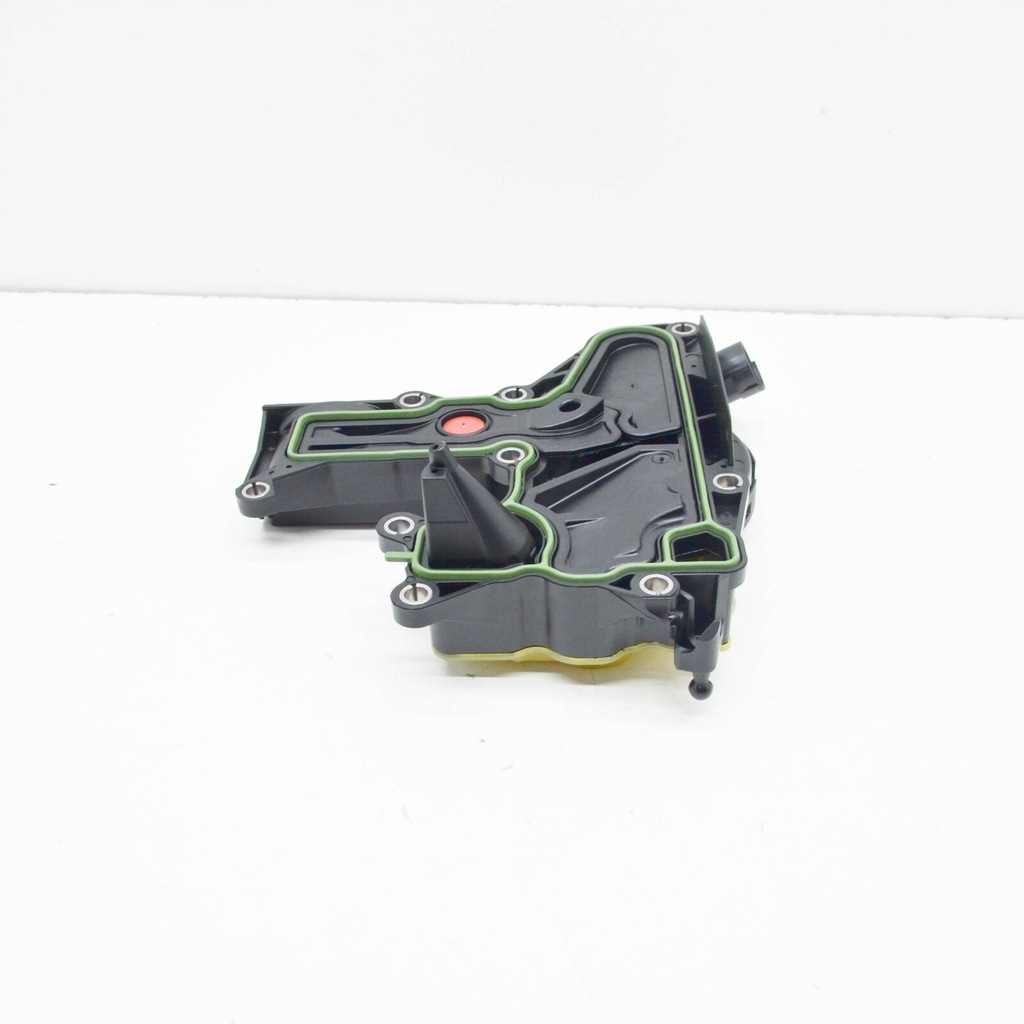 фото №7, Audi a4 b8 oil сепаратор 06h103495ak