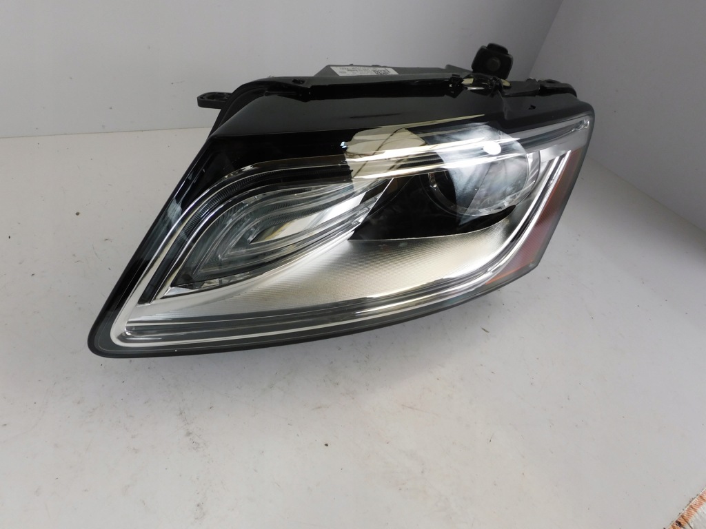 Audi q5 8r рестайлінг  фара ліва ксенон led ідеальна комплектна 8r0941005e америка Недорого