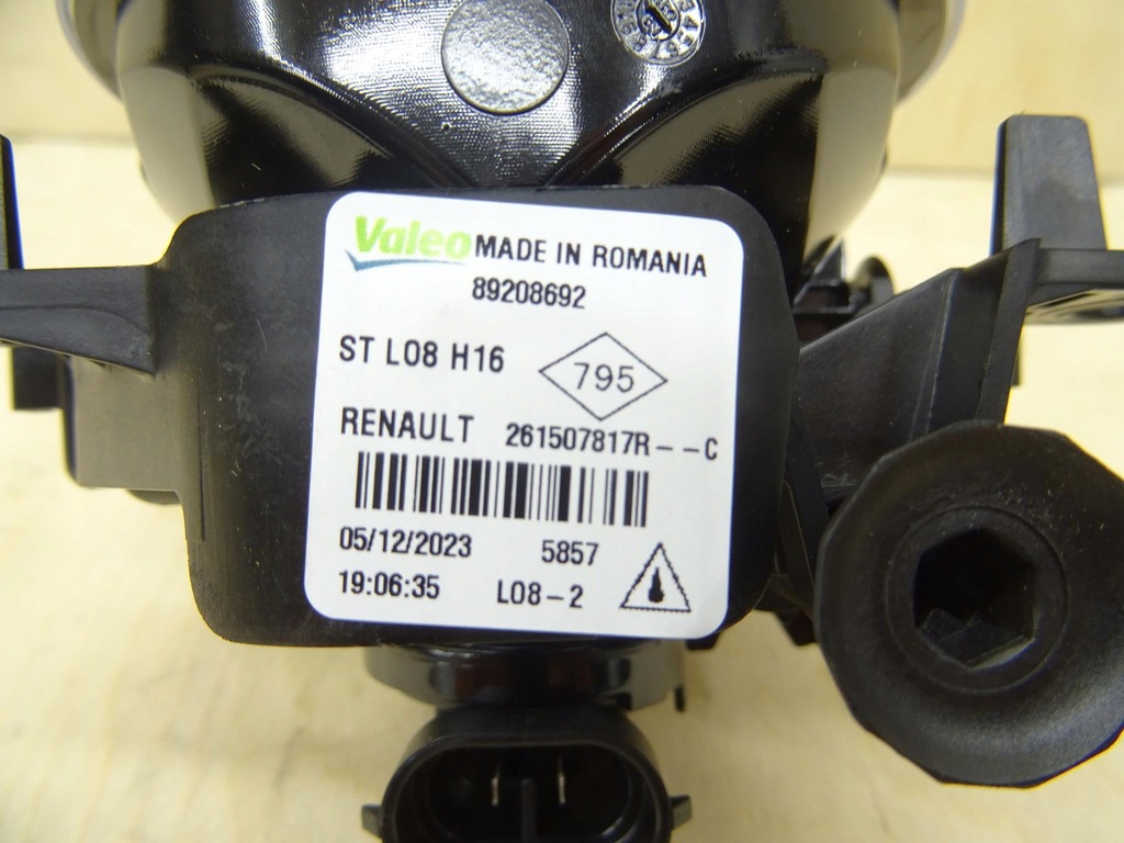 фото №5, Dacia renault противотуманная фара 261507817r