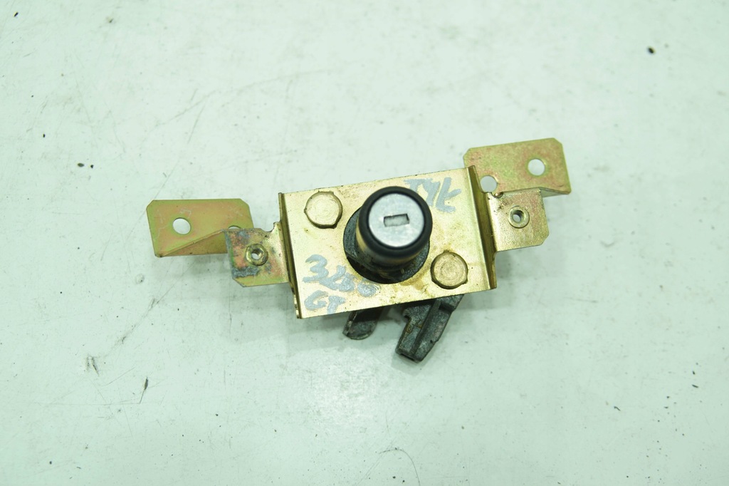 фото №1, Замок вкладка кришки maserati 3200gt 3200