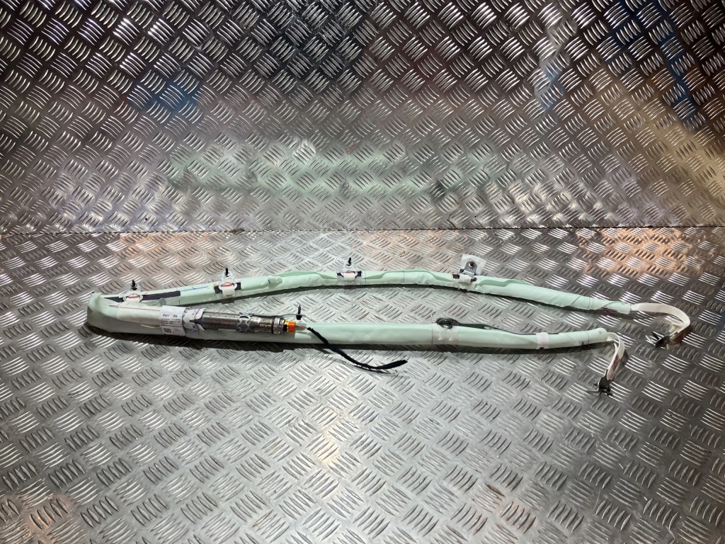 фото №1, Шторка безпеки подушка безпеки права volvo s90 31690434