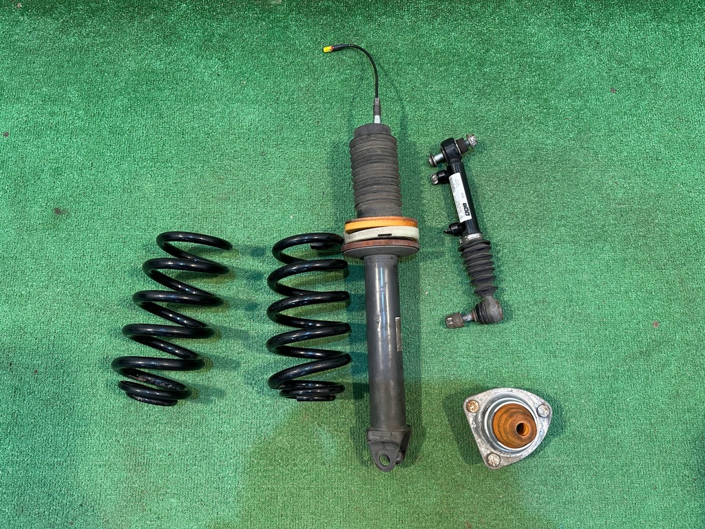 фото №10, Porsche 911 991 gts turbo s поворотный кулак рычаг приводной вал амортизатор правый задняя