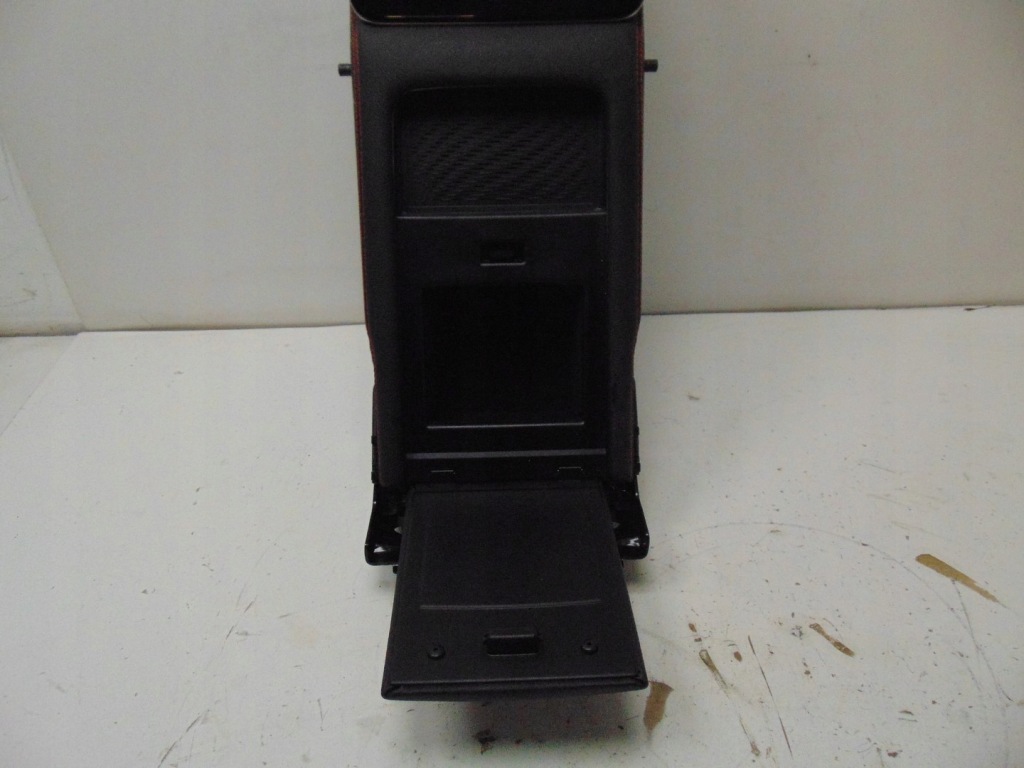 фото №12, Підлокітник бардачок підголівник mercedes w167 a1679701304 a1679704600