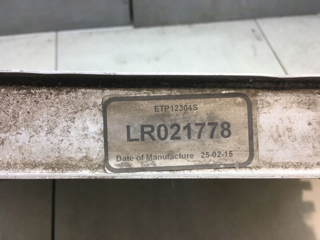 фото №11, Радиатор wody discovery iii 2.7 td v6 lr021778