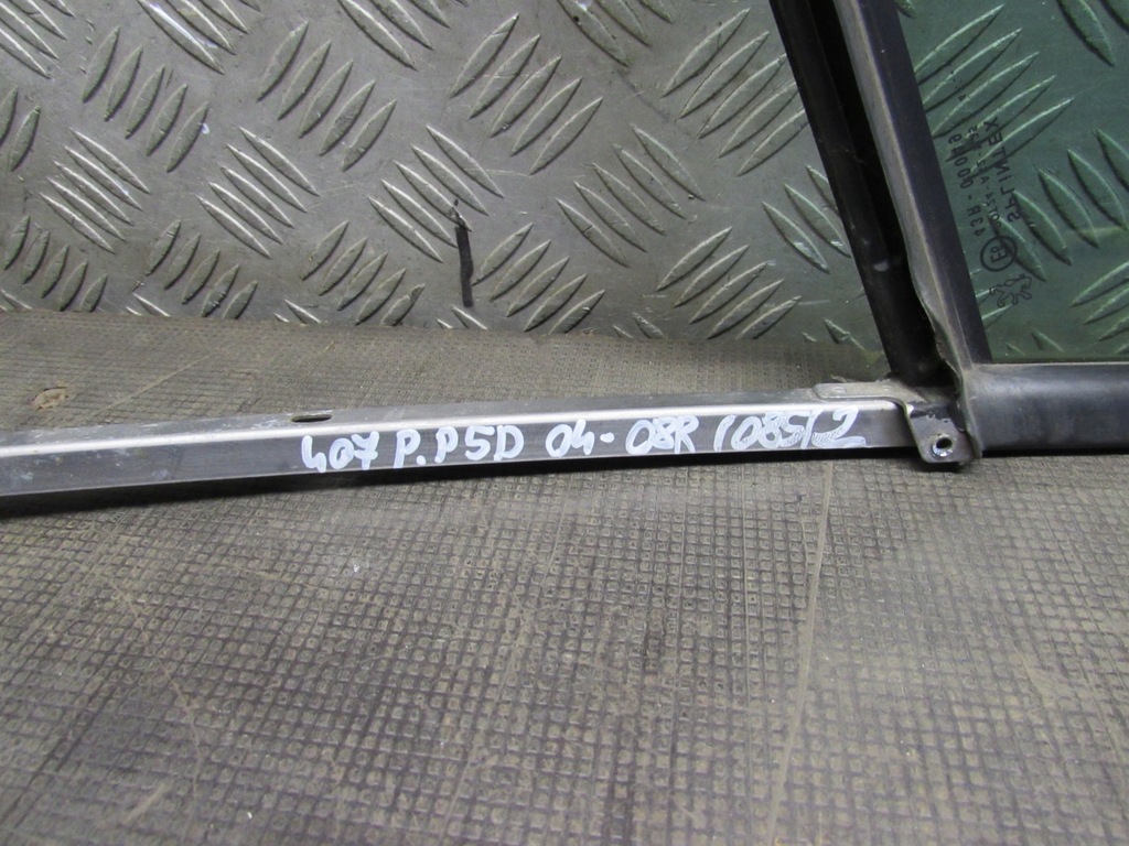 фото №8, Скло трикутник правий перед peugeot 407 04-11r dot24 m25 as2