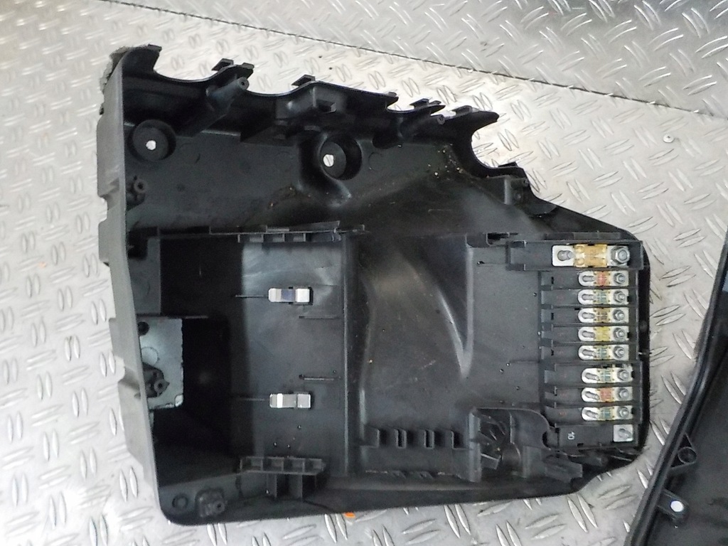 фото №11, Головні роз'єм запобіжник середина vw transporter oe: 7e0907296c