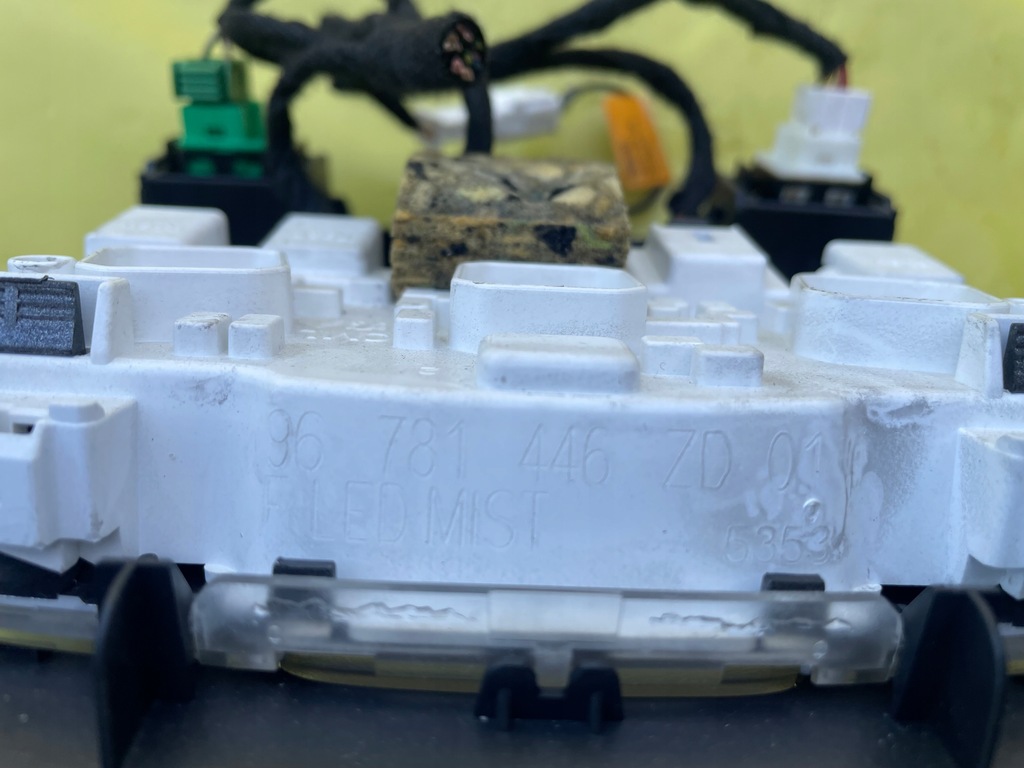 фото №7, Peugeot 308 t9 лампа w потолок gt line