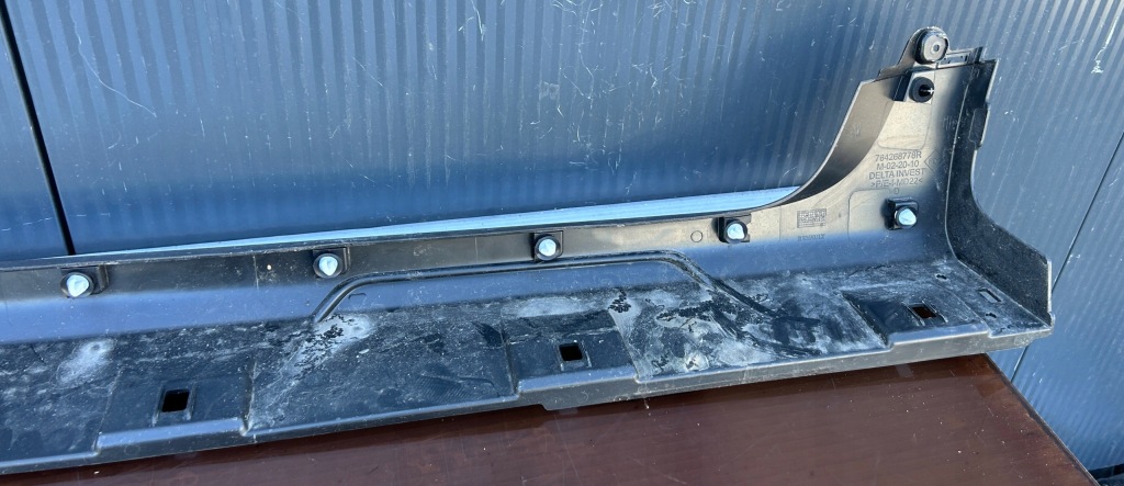 Молдинг порог правая dacia jogger 21- 764268778r Цена