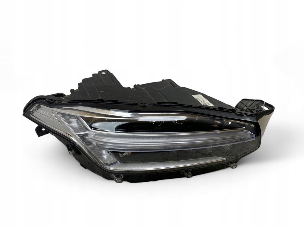 фото №9, Volvo xc90 2021 права сторона лампа передня