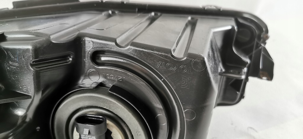 фото №13, Toyota camry 2015- фара правый обычный usa