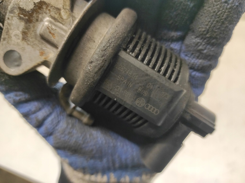 фото №5, Audi a3 8p 03- 1.6 клапан egr 06a131501j