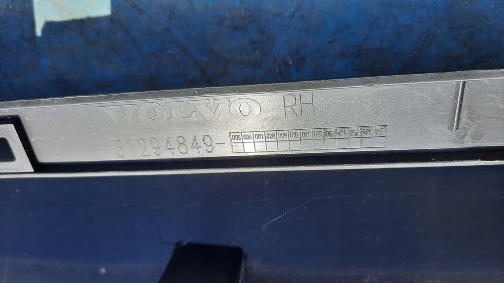 фото №9, Молдинг поріг права volvo xc60 31294849