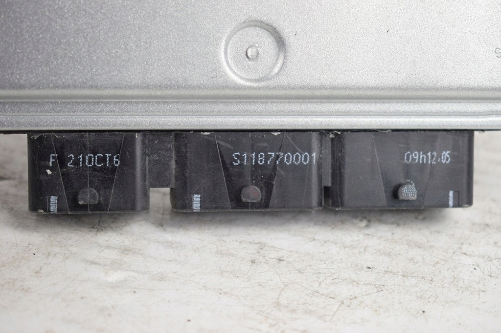 фото №4, Бортовий комп'ютер блок керування renault 8200565863