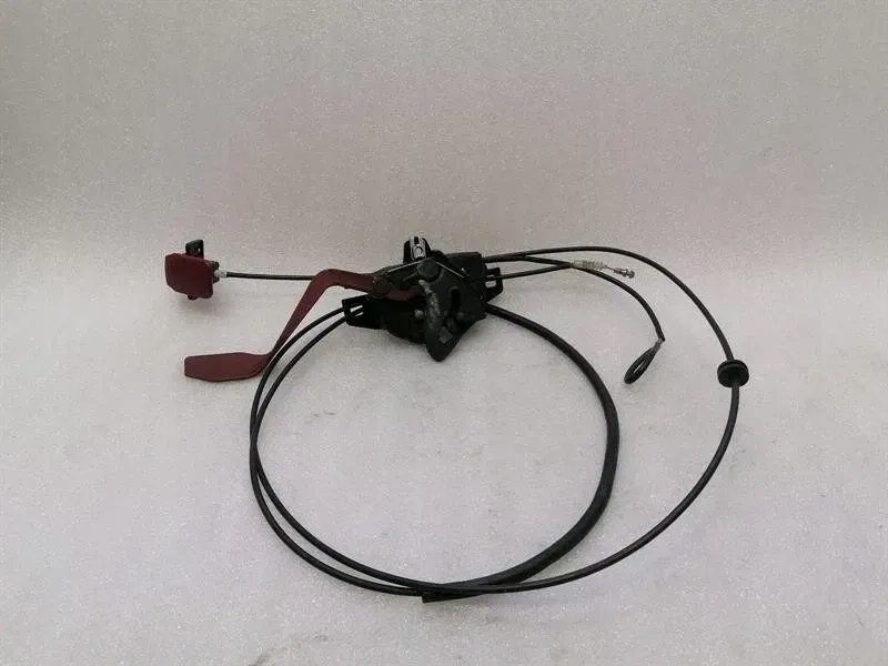 Купити Ferrari 599 gtb f141 bonnet lock 69969400 капот