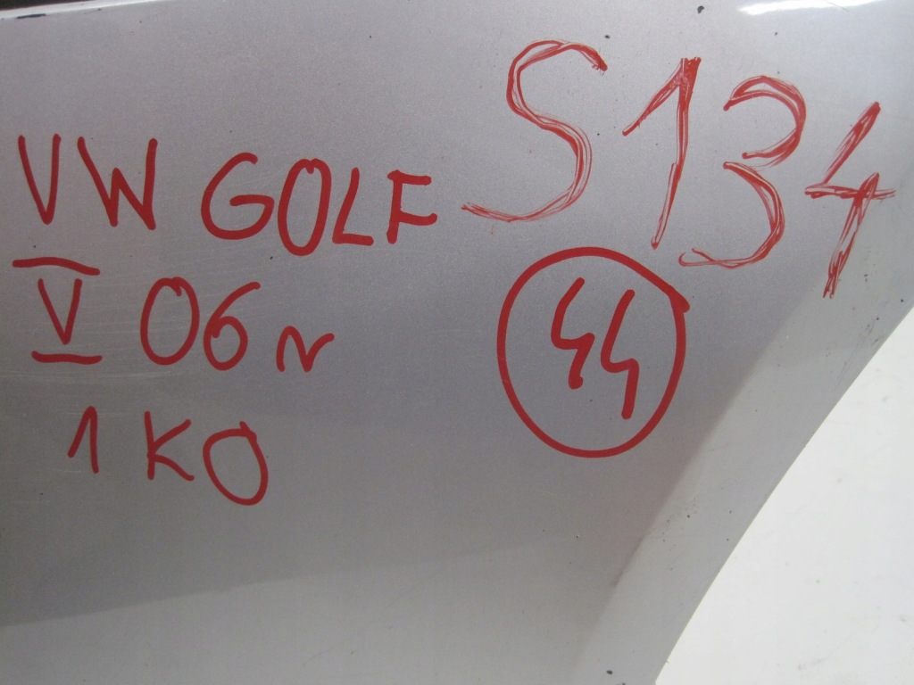 Бампер перед передній vw volkswagen golf v 1k0 1k0906903a в Україні