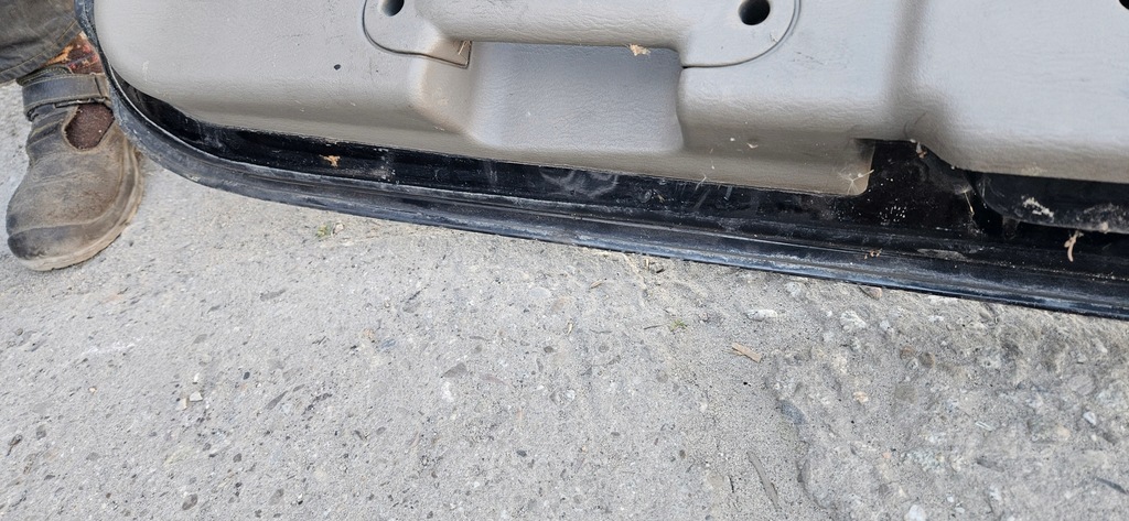 фото №9, Chrysler voyager iv 4 кришка багажника задня 01-08r