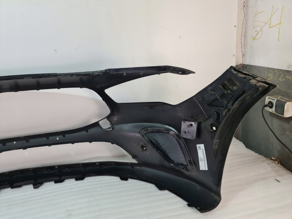 Mercedes cla a118 19- бампер перед передний a1188805700 Оригинал