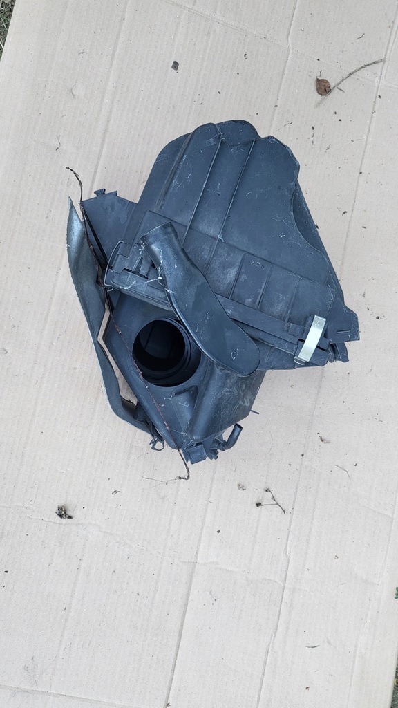 фото №1, Passat b5 корпус фильтра воздуха