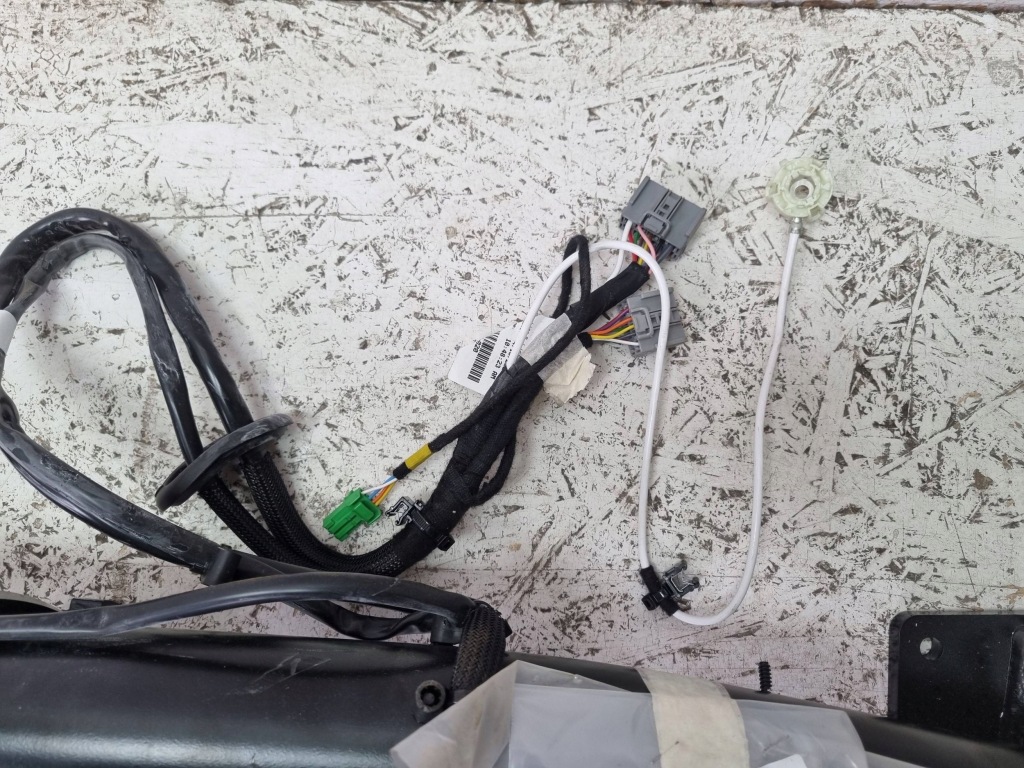 Набор фаркоп к прицепа задний volvo xc60 32351384 в Украине